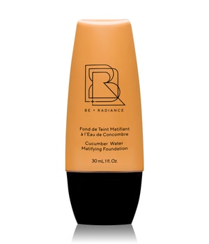 BE + RADIANCE Cucumber Water Matifying Foundation Flüssige Foundation 30 ml Orange