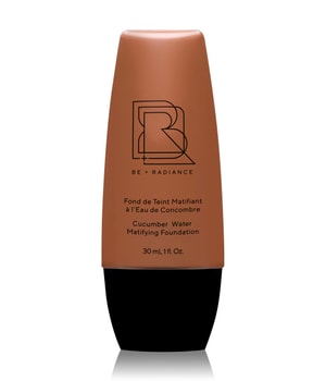 BE + RADIANCE Cucumber Water Matifying Foundation Flüssige Foundation 30 ml Braun